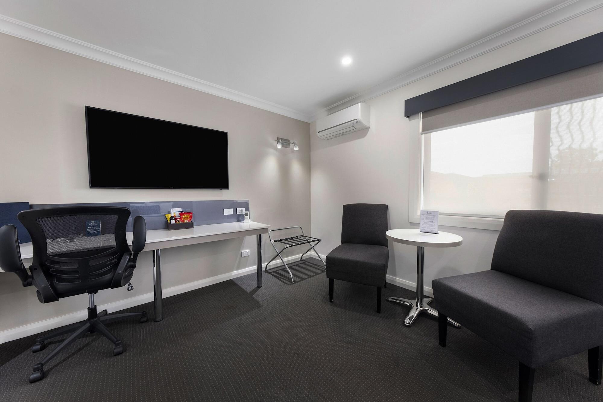 Bluegum Dubbo (Adults Only) Motel Exterior photo