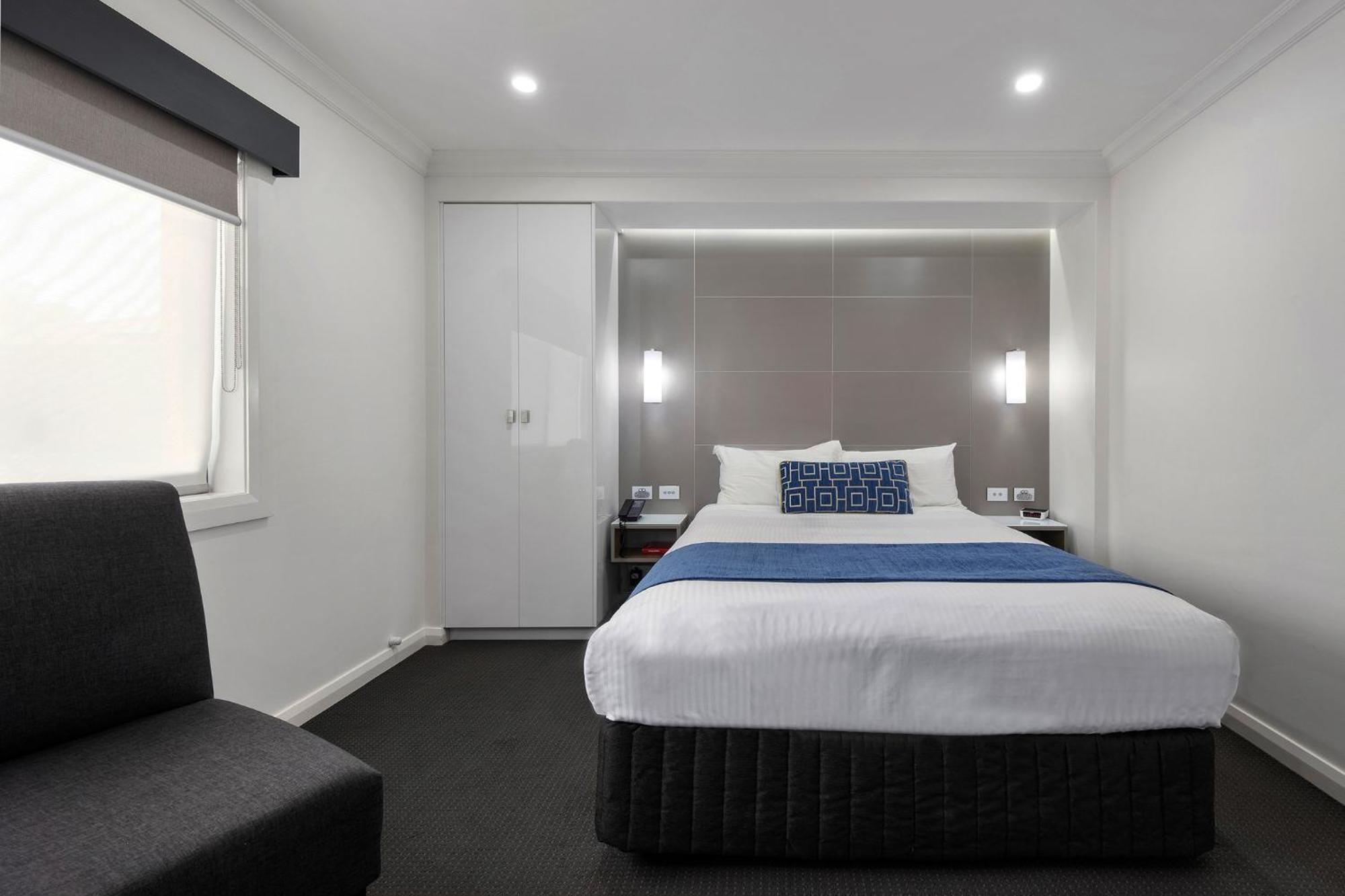 Bluegum Dubbo (Adults Only) Motel Room photo