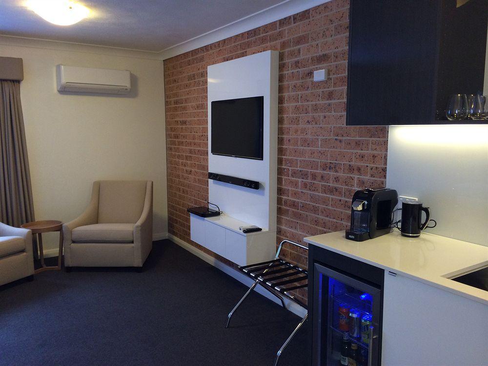 Bluegum Dubbo (Adults Only) Motel Exterior photo